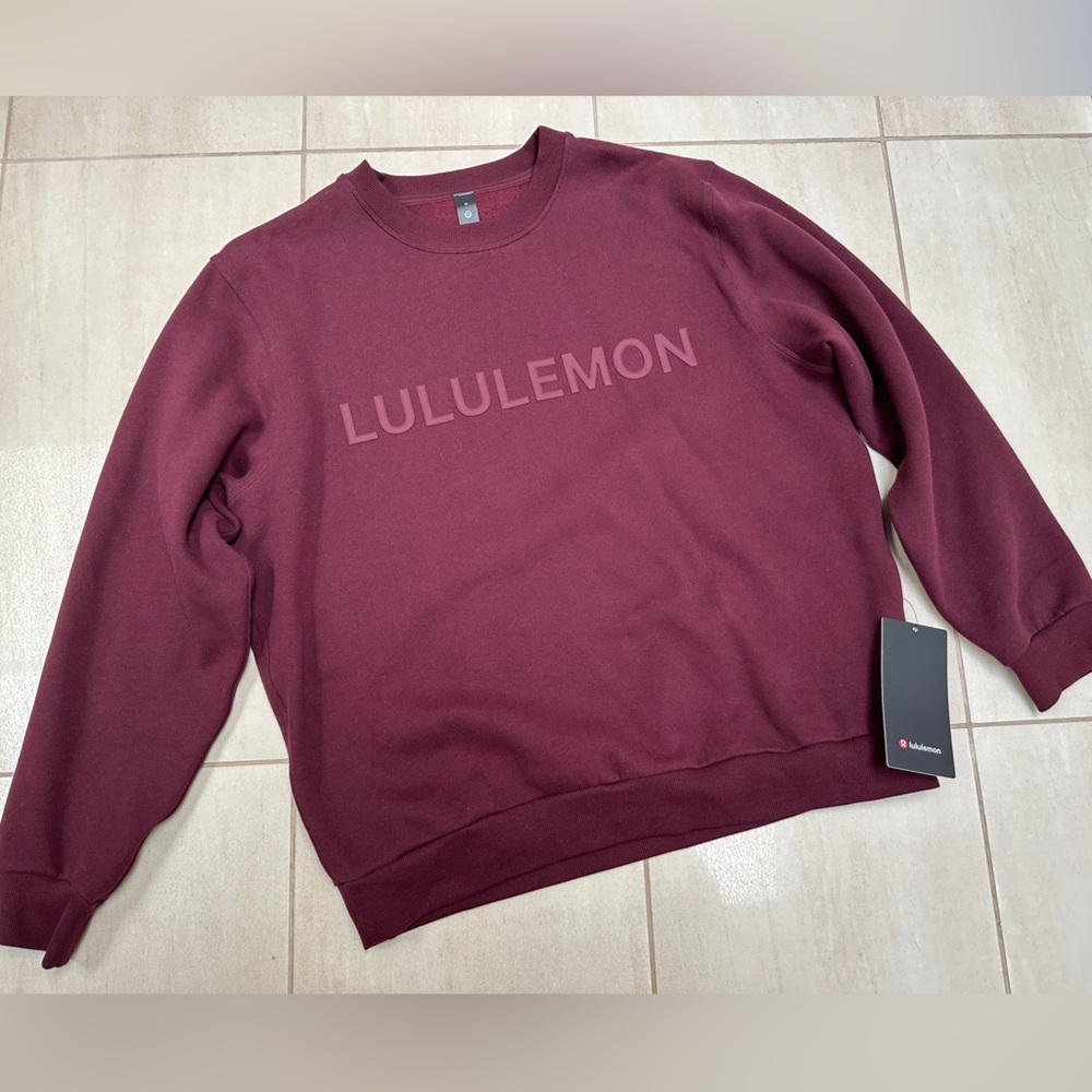 NWT Lululemon Steady State Crew Graphic in Natural Burgundy in size M